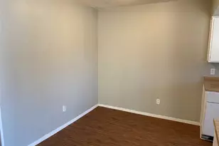 5202 Bogey Ct, Austin, TX 78744 - Photo 4