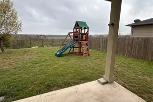 207 Liard River Rd, Hutto, TX 78634 - Photo 20