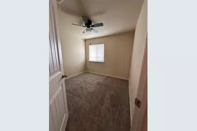 207 Liard River Road, Hutto, TX 78634 - Photo 14