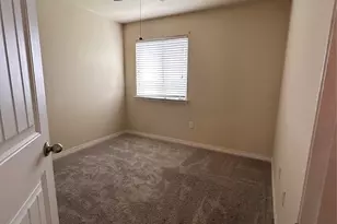 207 Liard River Rd, Hutto, TX 78634 - Photo 14