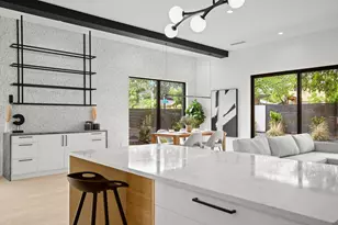 2215 S 3rd St, Austin, TX 78704 - Photo 10