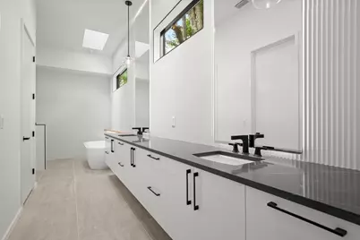 2215 S 3rd Street, Austin, TX 78704 - Photo 20