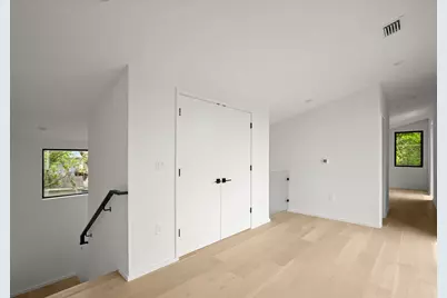 2215 S 3rd Street, Austin, TX 78704 - Photo 30