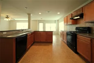 135 Hoot Owl Ln, Leander, TX 78641 - Photo 6