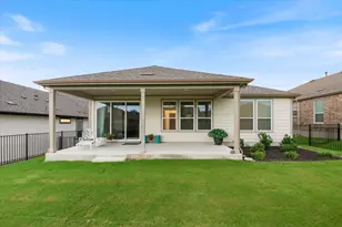 210 Bellows St, Georgetown, TX 78633 - Photo 22