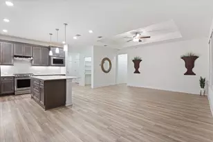 210 Bellows St, Georgetown, TX 78633 - Photo 8