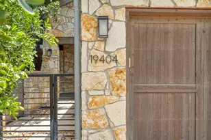 19404 Bold Venture Dr, Spicewood, TX 78669 - Photo 6