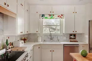 4201 Gregg Ward Ln, Austin, TX 78744 - Photo 8