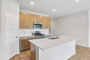 5513 Sacra Cv, Austin, TX 78747 - Photo 8