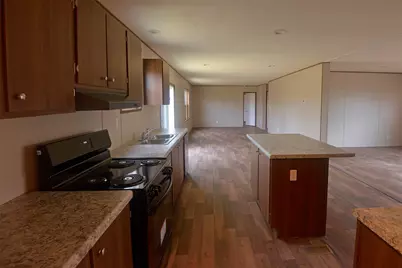 195 Tuck Street #B, Cedar Creek, TX 78612 - Photo 6