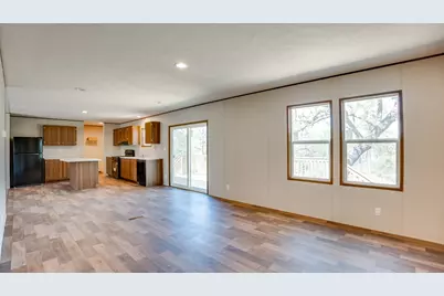 195 Tuck Street #B, Cedar Creek, TX 78612 - Photo 8