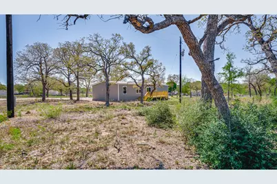 195 Tuck Street #B, Cedar Creek, TX 78612 - Photo 4