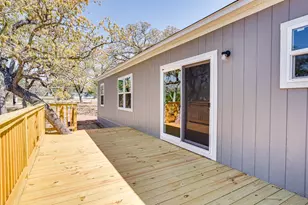 195 Tuck St, Cedar Creek, TX 78612 - Photo 6