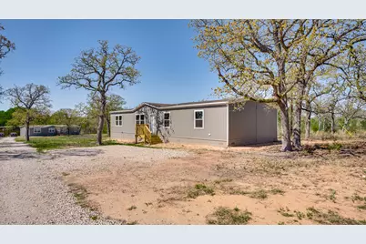 195 Tuck Street #B, Cedar Creek, TX 78612 - Photo 2