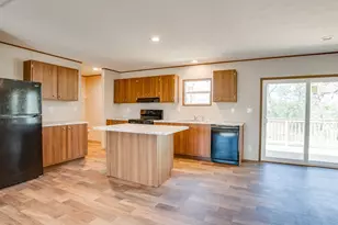 195 Tuck St, Cedar Creek, TX 78612 - Photo 10