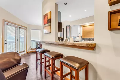 1406 Windsor Road #305, Austin, TX 78703 - Photo 6