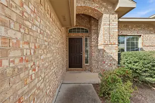 123 Aguilar Dr, Hutto, TX 78634 - Photo 2