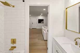 8401 Staunton Dr, Austin, TX 78758 - Photo 18