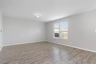 113 Kildeer Pass, Jarrell, TX 76537 - Photo 12