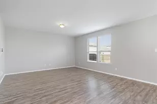 113 Kildeer Pass, Jarrell, TX 76537 - Photo 12