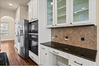 6925 Larue Belle Cove, Austin, TX 78739 - Photo 10