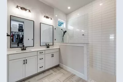 220 Monterey Oak Trail, Georgetown, TX 78628 - Photo 16