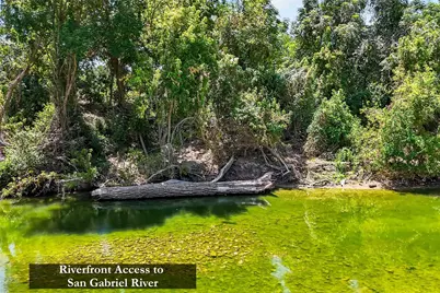 301 Fm 1660, Hutto, TX 78634 - Photo 2