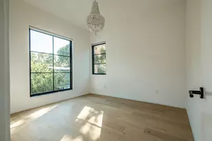 907 Karen, Austin, TX 78757 - Photo 30
