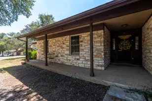 315 Caracara Dr, Buda, TX 78610 - Photo 34