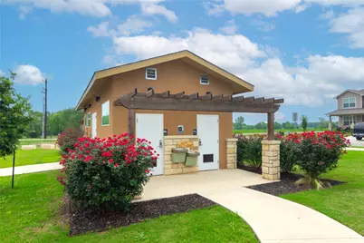 240 W Possum Kingdom Drive W, Kyle, TX 78640 - Photo 40