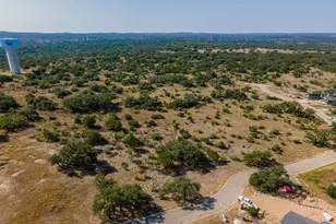 207 Nattie Woods Dr, Horseshoe Bay, TX 78657 - Photo 8