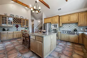 1120 Canyon View Rd, Dripping Springs, TX 78620 - Photo 12