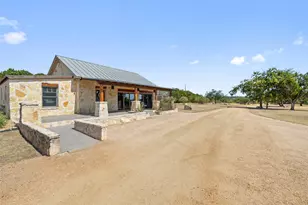 1120 Canyon View Rd, Dripping Springs, TX 78620 - Photo 26