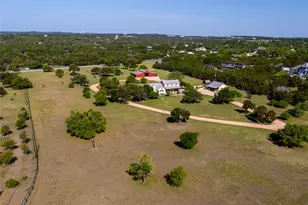 1120 Canyon View Rd, Dripping Springs, TX 78620 - Photo 2