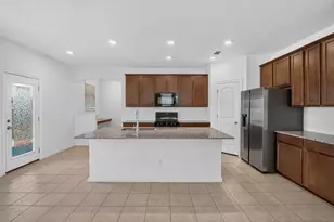 221 Sand Lily Ln, Georgetown, TX 78626 - Photo 8