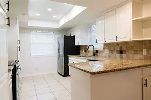 13002 Cedarhurst Cir, Austin, TX 78729 - Photo 12