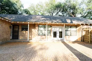 13002 Cedarhurst Cir, Austin, TX 78729 - Photo 38