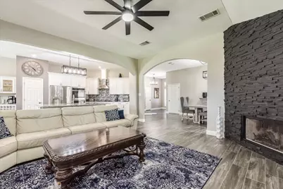 18716 Alnwick Castle Drive, Pflugerville, TX 78660 - Photo 10