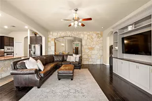 1008 N Ash Cove, Hutto, TX 78634 - Photo 14
