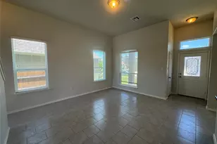 133 Flatland Trl, San Marcos, TX 78666 - Photo 6