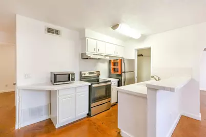 2302 E Side Drive #11, Austin, TX 78704 - Photo 4