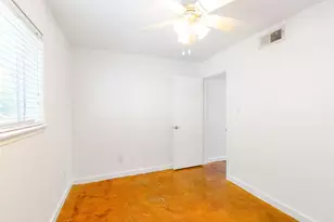 2302 E Side Dr, Austin, TX 78704 - Photo 10