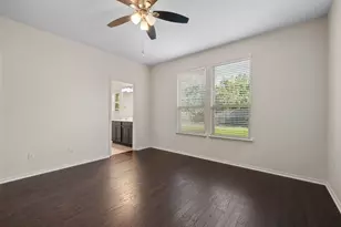 537 Bonnet Blvd, Georgetown, TX 78628 - Photo 14