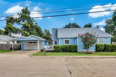 1105 Farm Street, Bastrop, TX 78602 - Photo 2