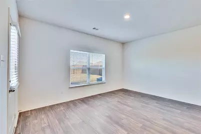 18512 Quiet Range Drive, Elgin, TX 78621 - Photo 6