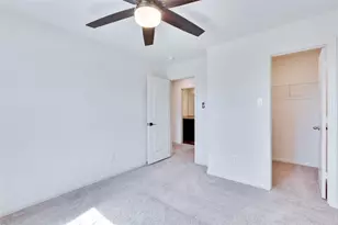 18512 Quiet Range Dr, Elgin, TX 78621 - Photo 18