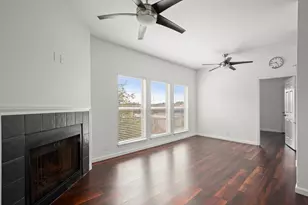 2414 Longview St, Austin, TX 78705 - Photo 2
