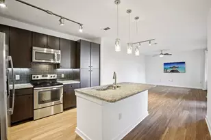 1900 Barton Springs Rd, Austin, TX 78704 - Photo 4