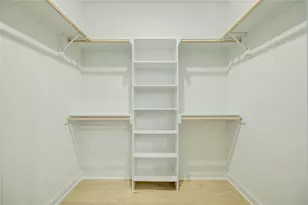 100 W Mockingbird Ln, Austin, TX 78745 - Photo 8