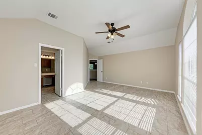2351 Wright Circle, Round Rock, TX 78664 - Photo 4